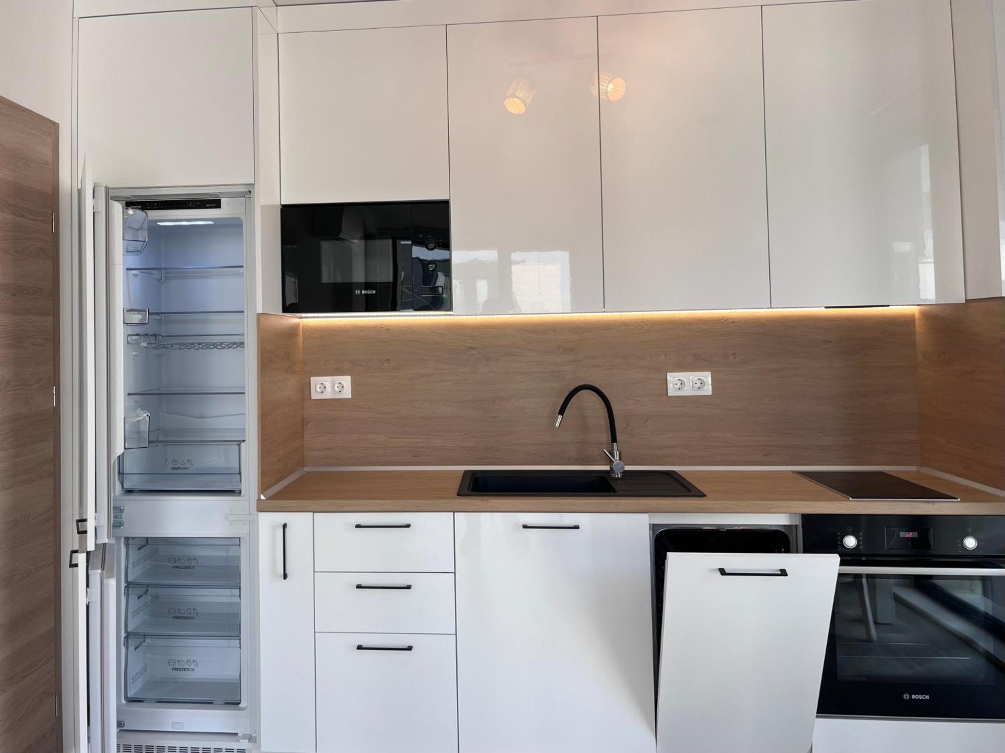 Exclusive St Constantine Suites Sankt Konstantin & Helena Eksteriør billede